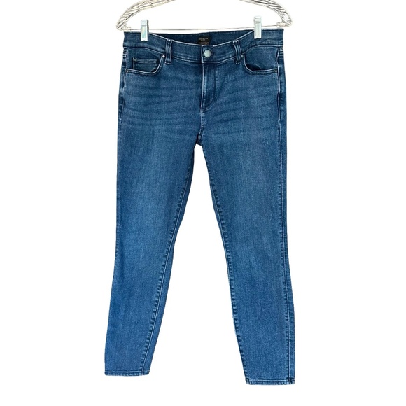 Ann Taylor Factory Modern Straight Leg Stretchy Jeans Size 10 - Picture 1 of 8